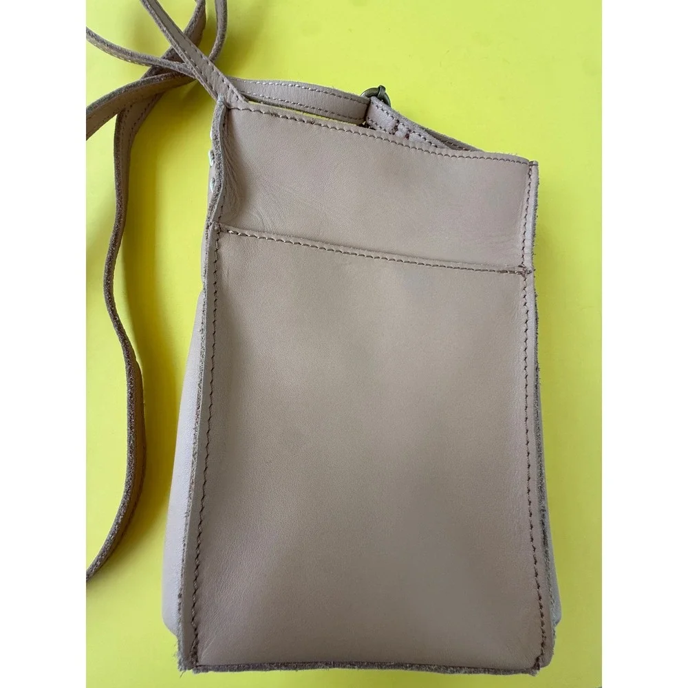 The Sak Tan Leather Whipstitch Crossbody Phone Bag Adjustable Strap Small